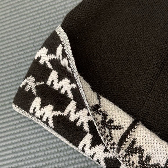 Michael Michael Kors Womens Knit Cuffed Winter Beanie Hat 539330C Black Multi OS - Picture 10 of 15